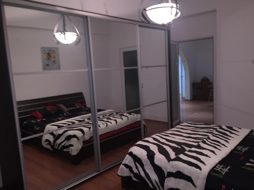 Apartament Unirii Centru Apartment Bucharest Room photo
